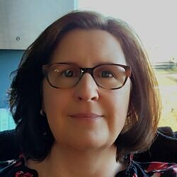 Jennifer Moussa photo